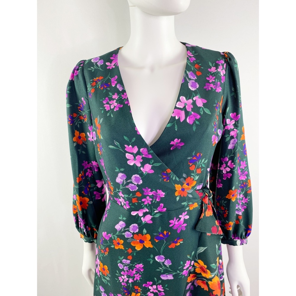 NWT Calvin Klein Malachite Green Floral Wrap Dress - Picture 3 of 10